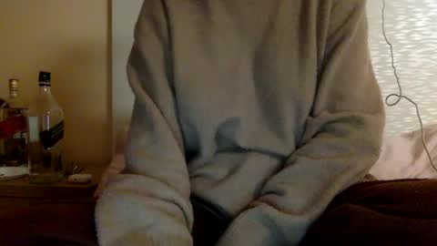 Snapshot of bermudatriangle12 chatting on 7, 3, 2025 tixxie  online show from 7, 3, 2025