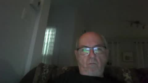 bernard1102 online show from 9, 9, 2025