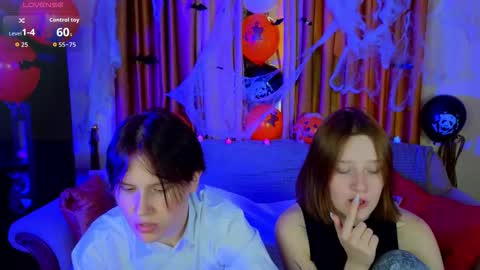 Snapshot of berry_assortment chatting on 15, 10, 2025 Your sweet Tara and Eva online show from 15, 10, 2025