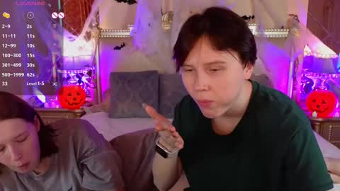 Snapshot of berry_assortment chatting on 19, 10, 2025 Your sweet Tara and Eva online show from 19, 10, 2025