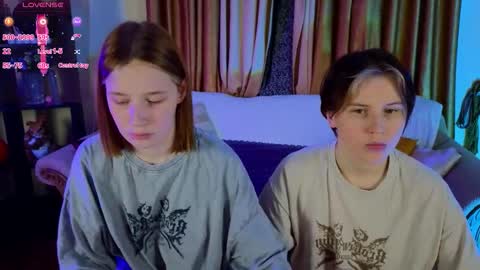 Your sweet Tara and Eva online show from 3, 12, 2025