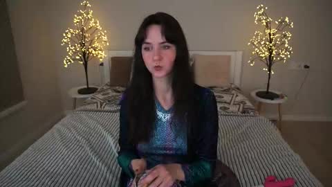 Violette online show from 10, 9, 2025