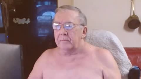 Snapshot of best127 chatting on 15, 2, 2025 jean online show from 15, 2, 2025