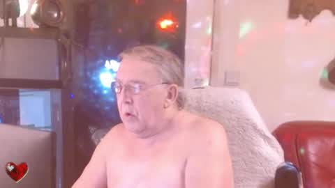 Snapshot of best127 chatting on 1, 3, 2025 jean online show from 1, 3, 2025