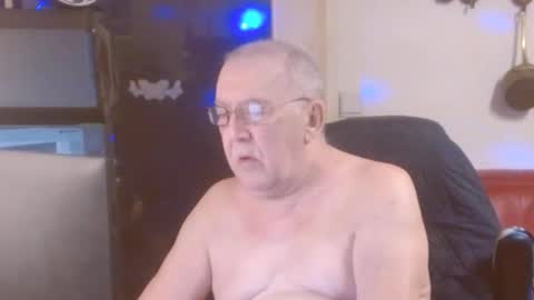 Snapshot of best127 chatting on 12, 3, 2025 jean online show from 12, 3, 2025