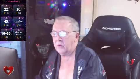 Snapshot of best127 chatting on 4, 10, 2025 jean online show from 4, 10, 2025