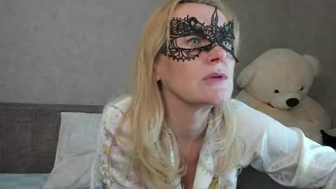 Snapshot of best__angelica chatting on 15, 7, 2026 best__angelica online show from 15, 7, 2026