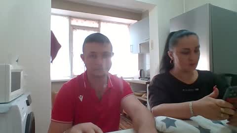 Snapshot of best_ass2000 chatting on 19, 11, 2025 best_ass2000 online show from 19, 11, 2025