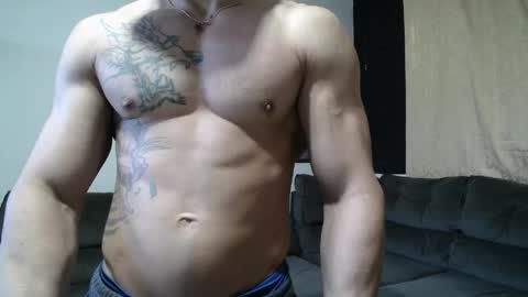 Snapshot of bestmuscle chatting on 11, 5, 2026 bestmuscle online show from 11, 5, 2026