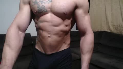 Snapshot of bestmuscle chatting on 13, 5, 2026 bestmuscle online show from 13, 5, 2026