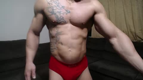 Snapshot of bestmuscle chatting on 19, 5, 2026 bestmuscle online show from 19, 5, 2026