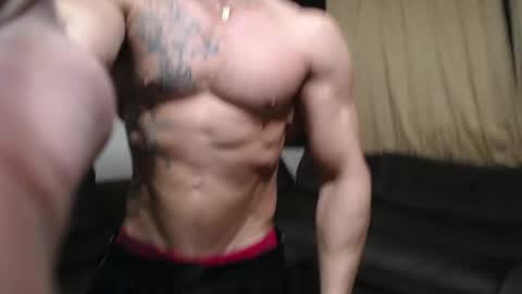 Snapshot of bestmuscle chatting on 22, 5, 2026 bestmuscle online show from 22, 5, 2026