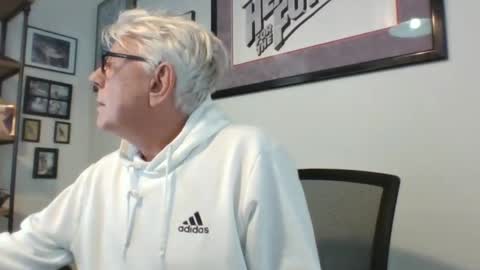 bestshot1951 online show from 16, 12, 2024