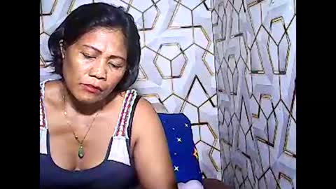 betty_83 online show from 9, 6, 2026