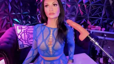 NatashaxoBangs online show from 26, 3, 2026