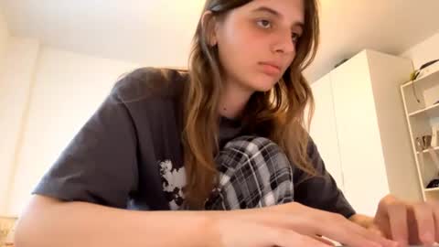 Snapshot of beulahweikert chatting on 24, 6, 2026 Lina online show from 24, 6, 2026