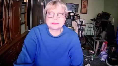 BeverlyQCynia online show from 21, 11, 2025