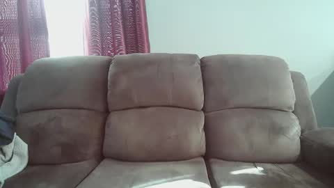 Snapshot of bezzlebub chatting on 30, 12, 2024 throbinhood online show from 30, 12, 2024