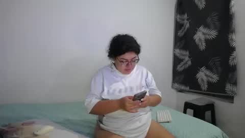 Snapshot of bianca_boobs chatting on 15, 7, 2026 Bianca Tuesday to Sunday from 2am to 6am UTC-5 online show from 15, 7, 2026