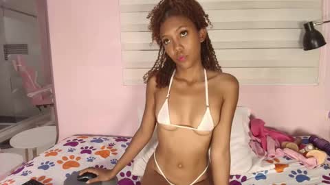 biancaa__18 online show from 8, 10, 2025