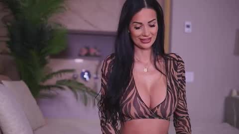Snapshot of biancacain chatting on 27, 3, 2026 Bianca online show from 27, 3, 2026