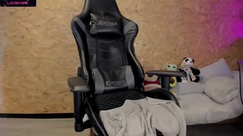 Biancastrong.. IGThebiancastrong online show from 13, 2, 2025