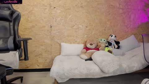 Biancastrong.. IGThebiancastrong online show from 13, 2, 2025