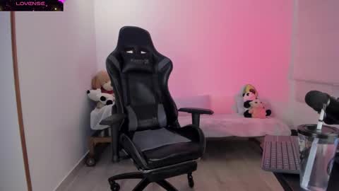 Biancastrong.. IGThebiancastrong online show from 14, 10, 2025