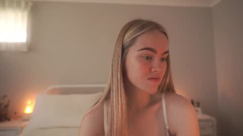 Snapshot of bibi_it_is chatting on 3, 7, 2026 Bibi online show from 3, 7, 2026