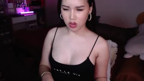 Snapshot of bigassslutdoll chatting on 9, 12, 2024 Mia online show from 9, 12, 2024