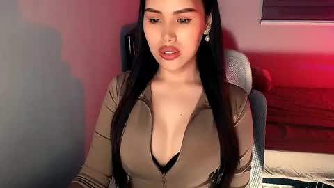 Mia online show from 8, 6, 2026