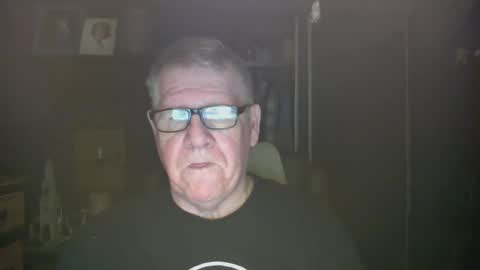 Snapshot of bigbeerdrinker1 chatting on 26, 12, 2024 bigbeerdrinker online show from 26, 12, 2024