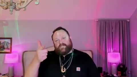 Bigboi1o11 online show from 24, 11, 2025