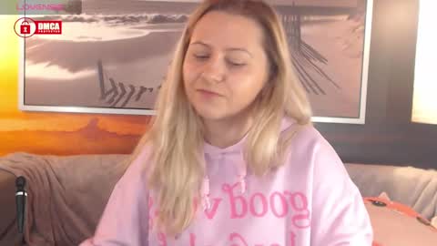 BigBoobsArri online show from 8, 1, 2025