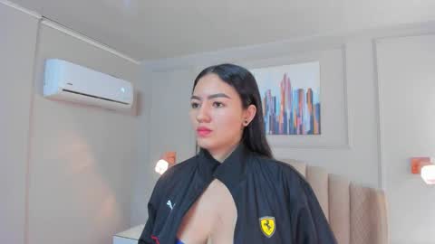   online show from 14, 10, 2025