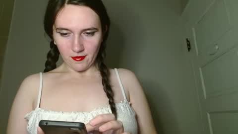 Isabella online show from 23, 11, 2025