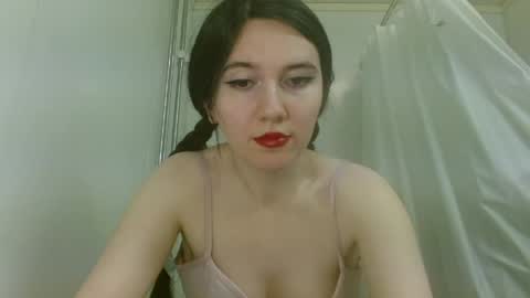 Isabella online show from 9, 4, 2026