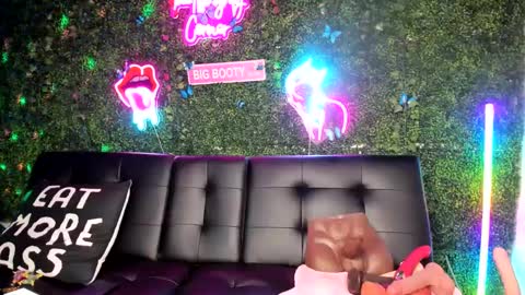 bigbuttsarena online show from 14, 12, 2024