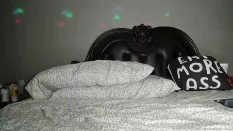 bigbuttsarena online show from 12, 9, 2025