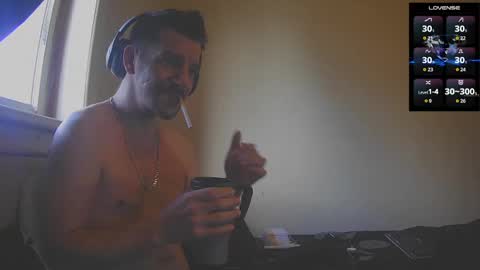 Jon - Im Straight online show from 11, 10, 2025