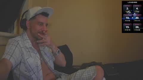 Jon - Im Straight online show from 18, 10, 2025