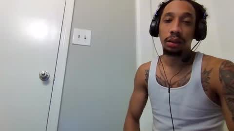 Snapshot of bigdickmarixxx chatting on 21, 10, 2025 bigdickmarixxx online show from 21, 10, 2025