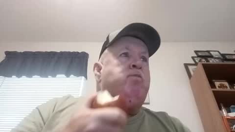 Snapshot of bigeoo76 chatting on 31, 5, 2026 bigeoo76 online show from 31, 5, 2026