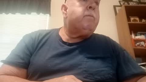 Snapshot of bigeoo76 chatting on 1, 6, 2026 bigeoo76 online show from 1, 6, 2026