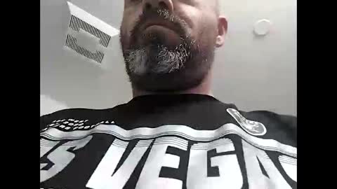 Snapshot of bigg_daddi_d chatting on 1, 11, 2025 bigg daddi hungd online show from 1, 11, 2025