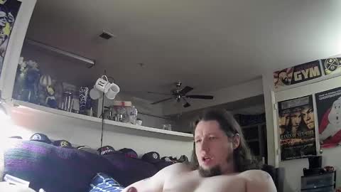 Snapshot of biggerisbetter21 chatting on 4, 1, 2025 biggerisbetter21 online show from 4, 1, 2025
