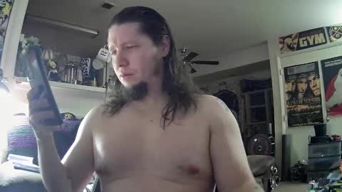 Snapshot of biggerisbetter21 chatting on 5, 1, 2025 biggerisbetter21 online show from 5, 1, 2025