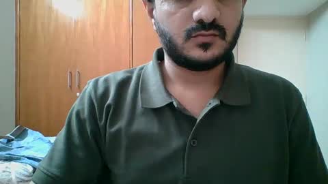 bighandsomesatisfy online show from 4, 1, 2025