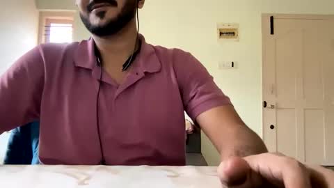 bighandsomesatisfy online show from 18, 1, 2025