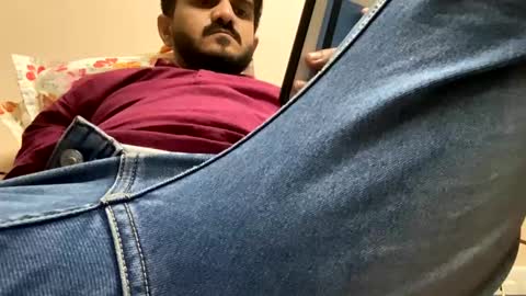 bighandsomesatisfy online show from 3, 2, 2025